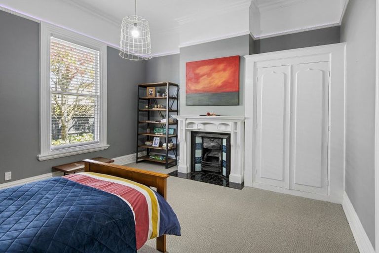 Photo of property in 112 Leinster Road, Merivale, Christchurch, 8014