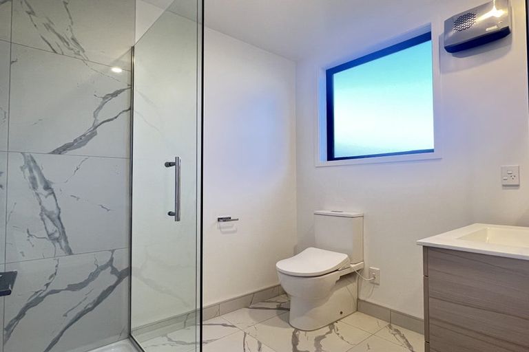 Photo of property in 26 Cessna Crescent, Mangere, Auckland, 2022