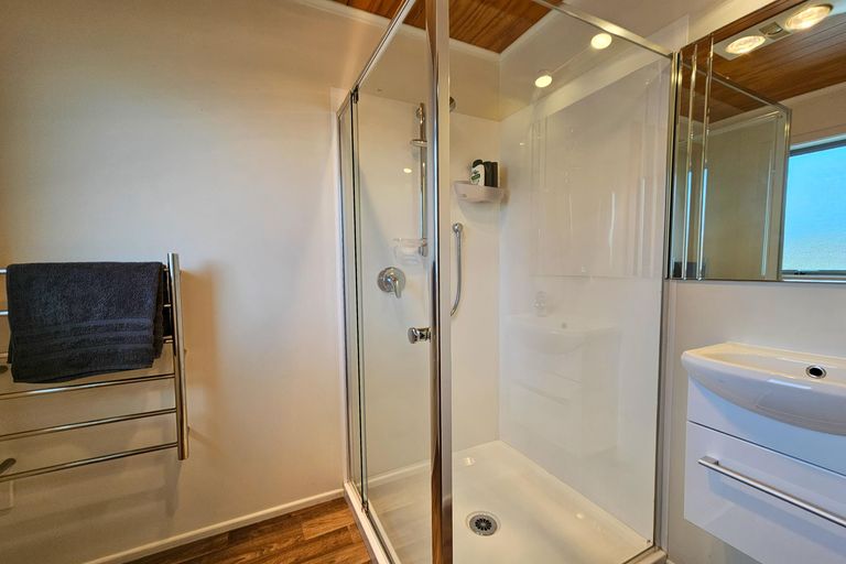 Photo of property in 5 Murray Place, Lake Tekapo, 7999