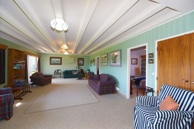 Photo of property in 67 Mangaroa Road, Longlands, Hastings, 4174