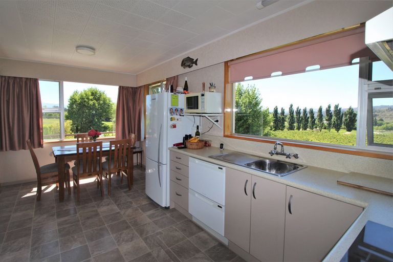 Photo of property in 218 Chapman Road, Earnscleugh, Alexandra, 9391