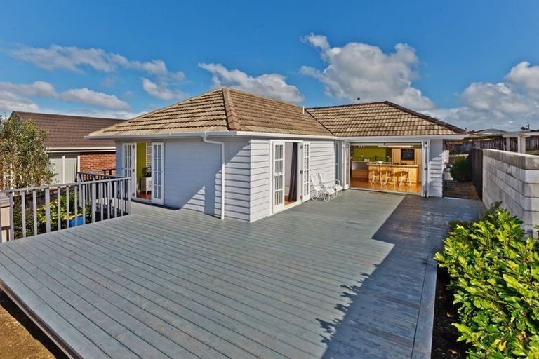 Photo of property in 120 Lake Road, Belmont, Auckland, 0622