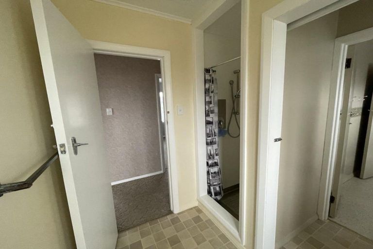 Photo of property in 1 Bastia Avenue, Bastia Hill, Whanganui, 4500