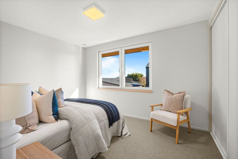 Photo of property in 135b Somerfield Street, Somerfield, Christchurch, 8024