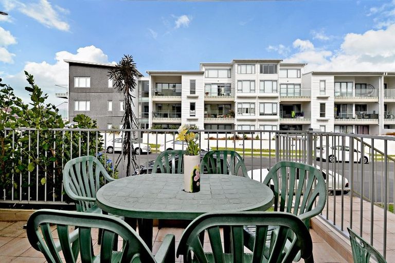 Photo of property in 105/132 Stancombe Road, Flat Bush, Auckland, 2016