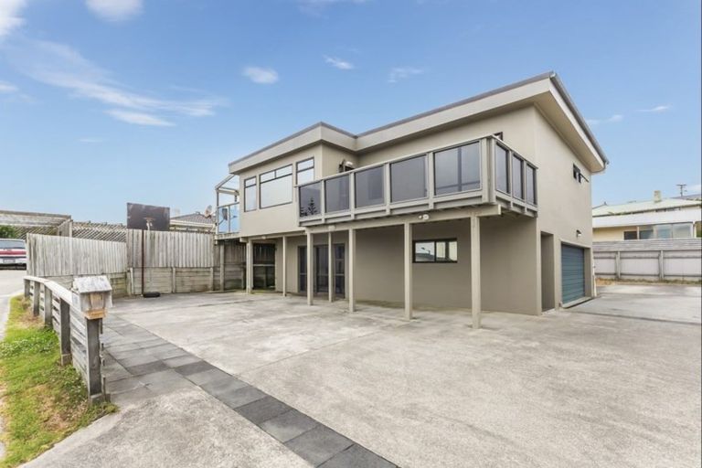 Photo of property in 37 Tireti Road, Titahi Bay, Porirua, 5022