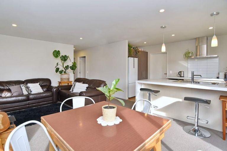 Photo of property in 2/58 Sylvan Street, Hillmorton, Christchurch, 8024