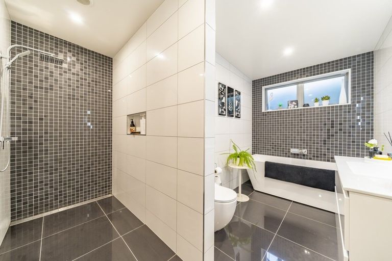 Photo of property in 7a Manchester Street, Petone, Lower Hutt, 5012