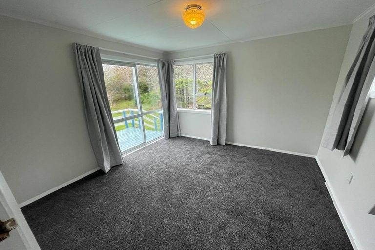 Photo of property in 25 Wood Street, Wainuiomata, Lower Hutt, 5014