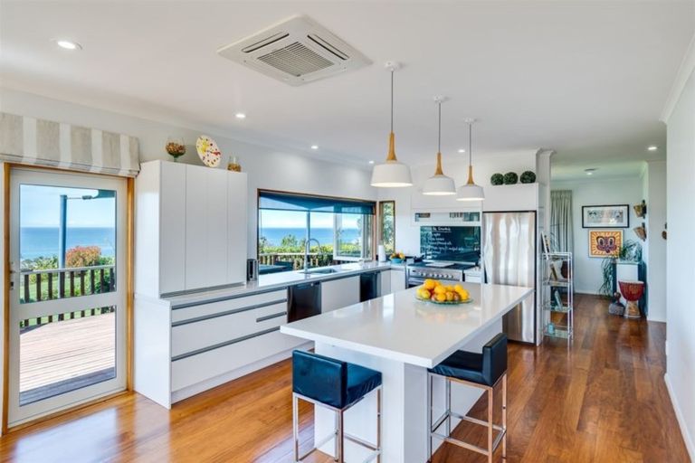 Photo of property in 787 Main North Road, Bay View, Napier, 4182