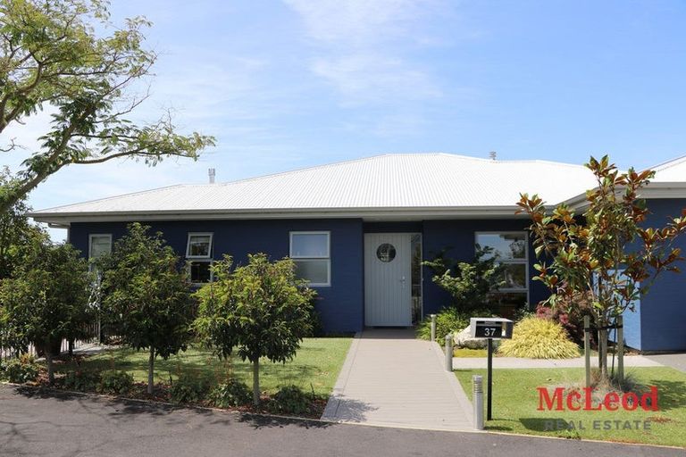 Photo of property in 12 Burnett Street, Ashburton, 7700