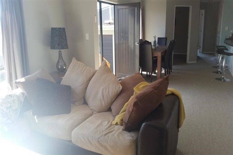 Photo of property in 4/253 Saint Aubyn Street, New Plymouth, 4310