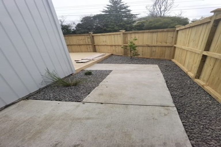 Photo of property in 2 Hoia Street, Papakura, 2110