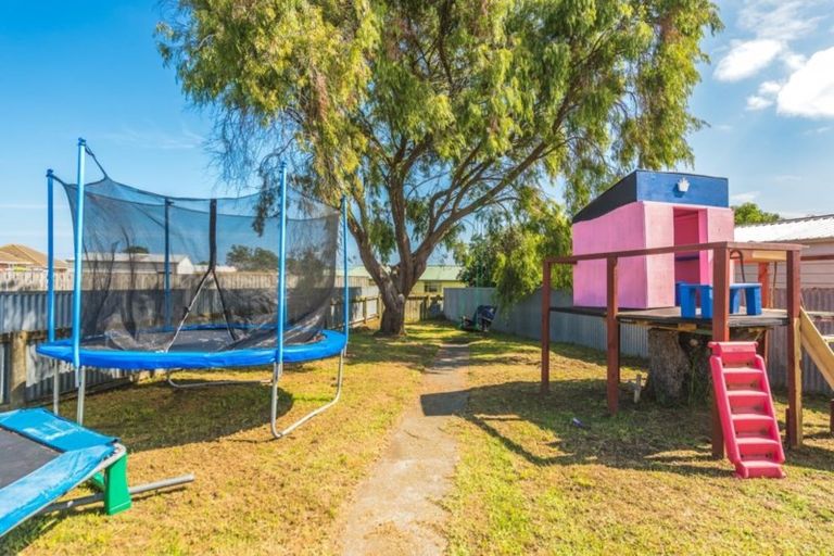 Photo of property in 10 Kauri Street, Gonville, Whanganui, 4501