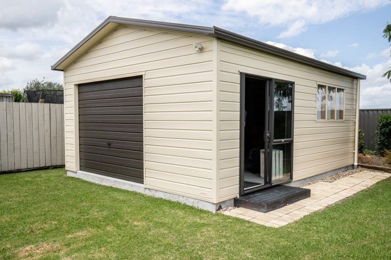 Photo of property in 13 Benner Drive, Ngatea, 3503