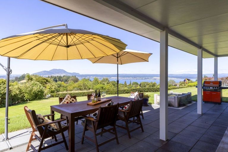 Photo of property in 35 Blue Ridge Drive, Acacia Bay, Taupo, 3385