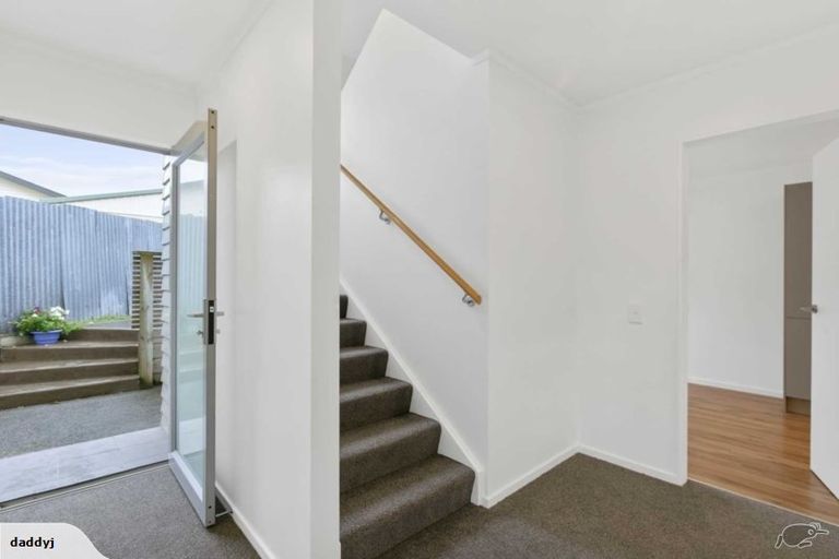 Photo of property in 54a Strathavon Road, Miramar, Wellington, 6022