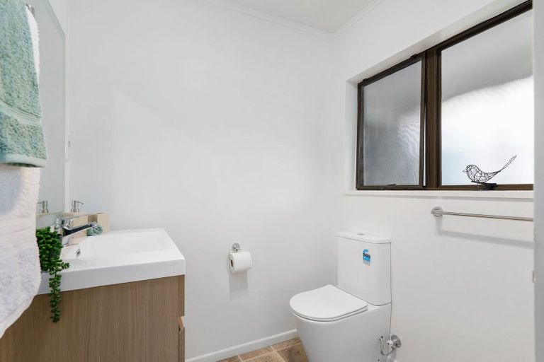 Photo of property in 2/64 Hamilton Road, Cambridge, 3434