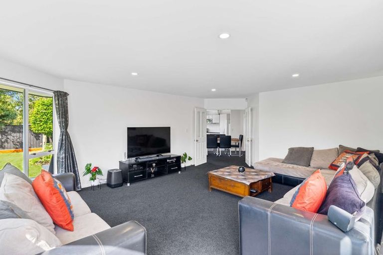 Photo of property in 53 Broadhaven Avenue, Parklands, Christchurch, 8083