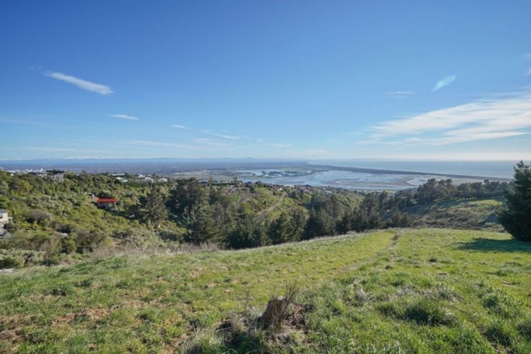 Photo of property in 311 Mount Pleasant Road, Mount Pleasant, Christchurch, 8081