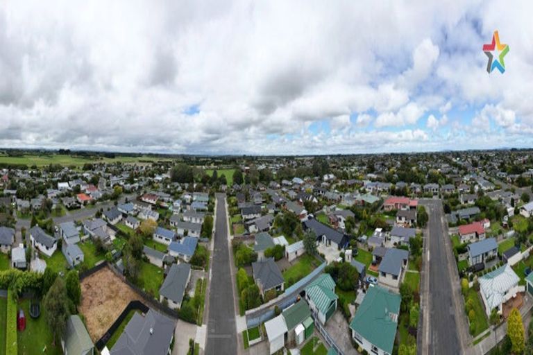 Photo of property in 13 Pine Crescent, Hargest, Invercargill, 9810