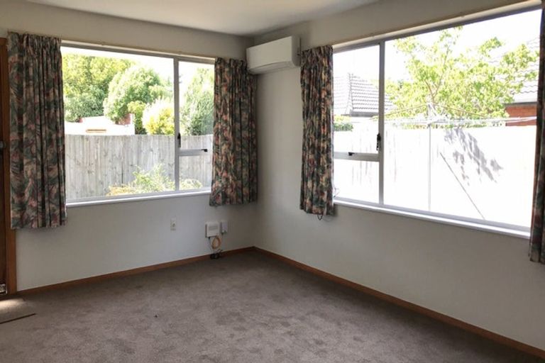 Photo of property in 26b Peer Street, Upper Riccarton, Christchurch, 8041