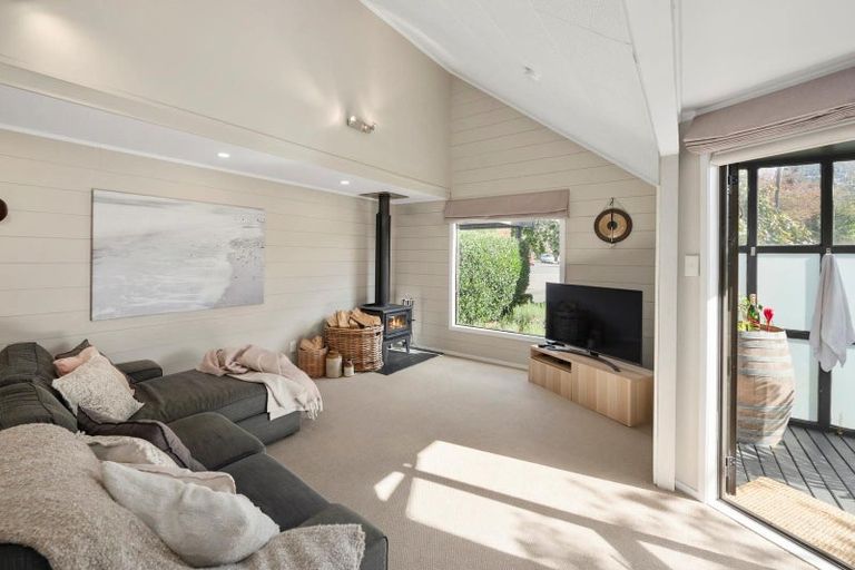 Photo of property in 55 Icarus Place, Sunnybrook, Rotorua, 3015