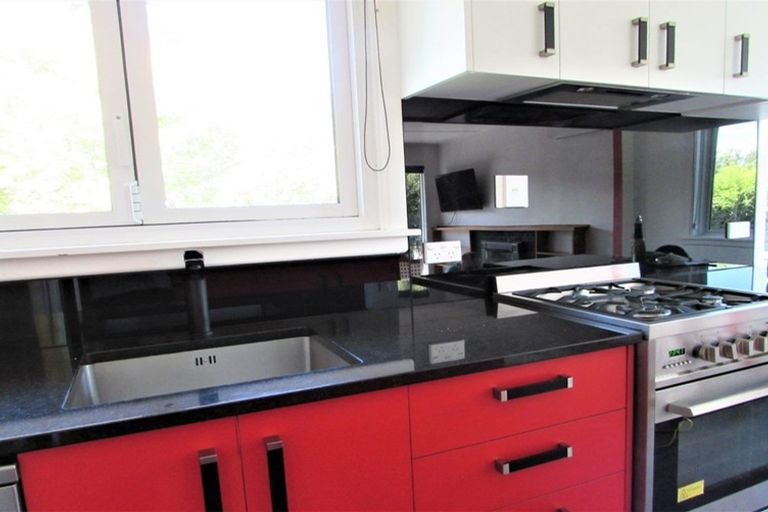 Photo of property in 14 Hickson Street, Featherston, 5710