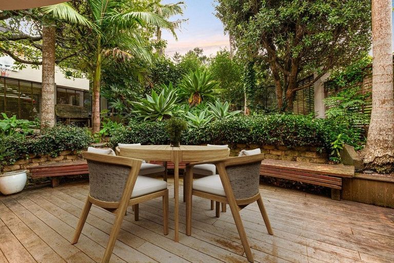 Photo of property in 2/24 Heathcote Road, Castor Bay, Auckland, 0620