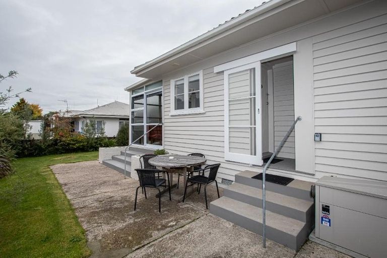 Photo of property in 17 Sillary Street, Hamilton East, Hamilton, 3216