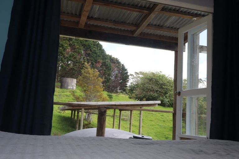 Photo of property in 7 James Road, Maungaturoto, 0587