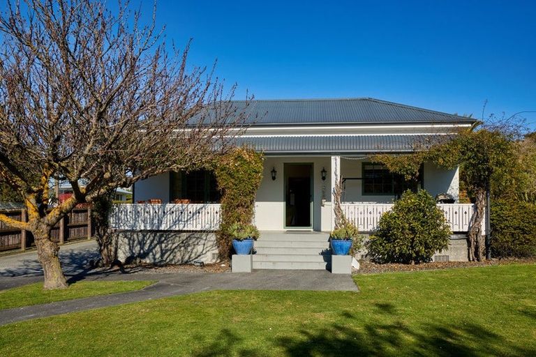 Photo of property in 69 Ludstone Road, Kaikoura, 7300