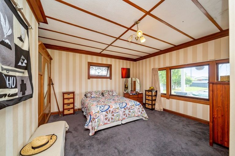 Photo of property in 19 Burns Street, Hawera, 4610