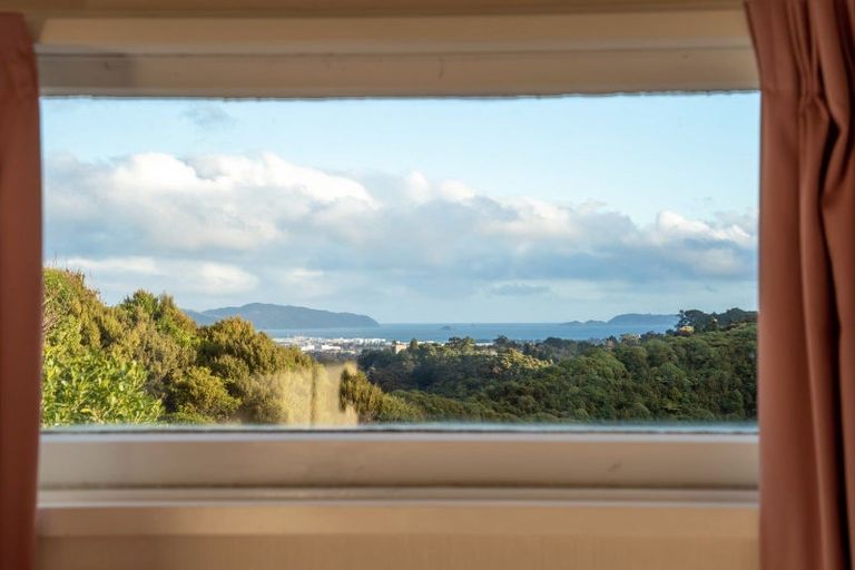 Photo of property in 14 Haast Close, Kelson, Lower Hutt, 5010