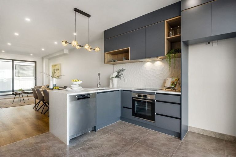 Photo of property in 2/14 Williamson Avenue, Belmont, Auckland, 0622