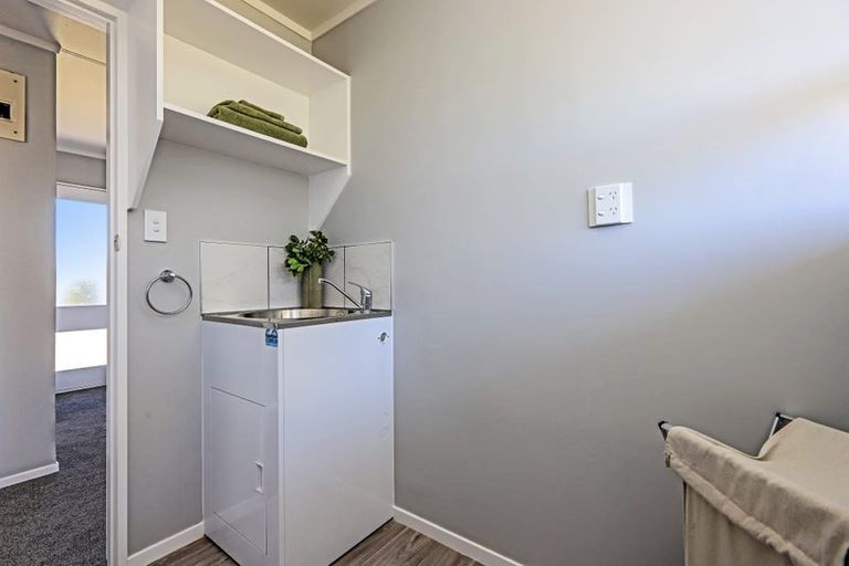 Photo of property in 9 Burton Place, Flaxmere, Hastings, 4120