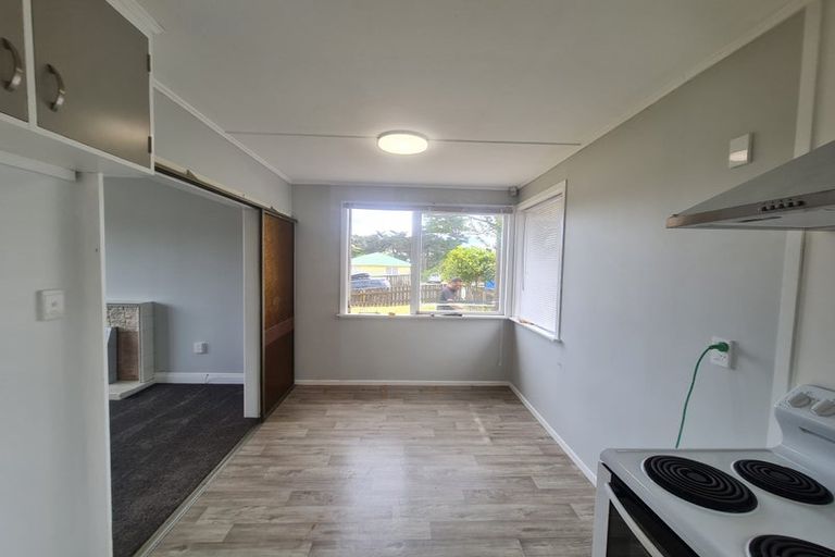 Photo of property in 86 Castor Crescent, Cannons Creek, Porirua, 5024