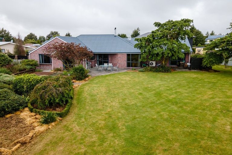 Photo of property in 77 Spaxton Street, Methven, 7730