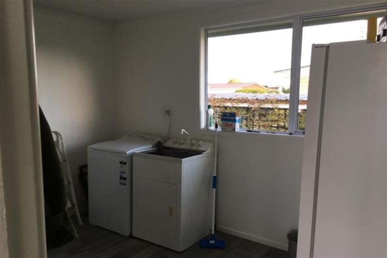 Photo of property in 321 Union Street, Milton, 9220