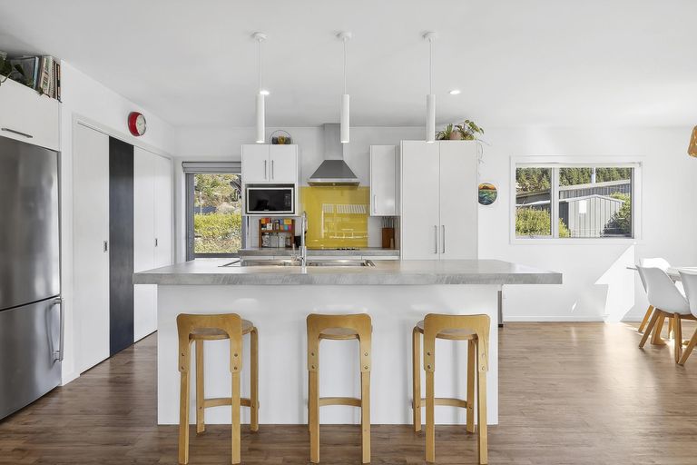 Photo of property in Luggate Park, 27 Cooper Crescent, Luggate, Wanaka, 9383