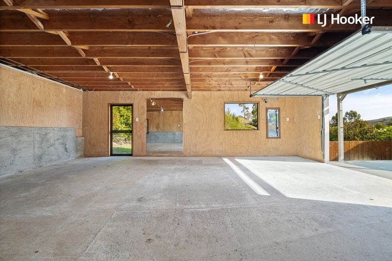 Photo of property in 71 Koremata Street, Green Island, Dunedin, 9018