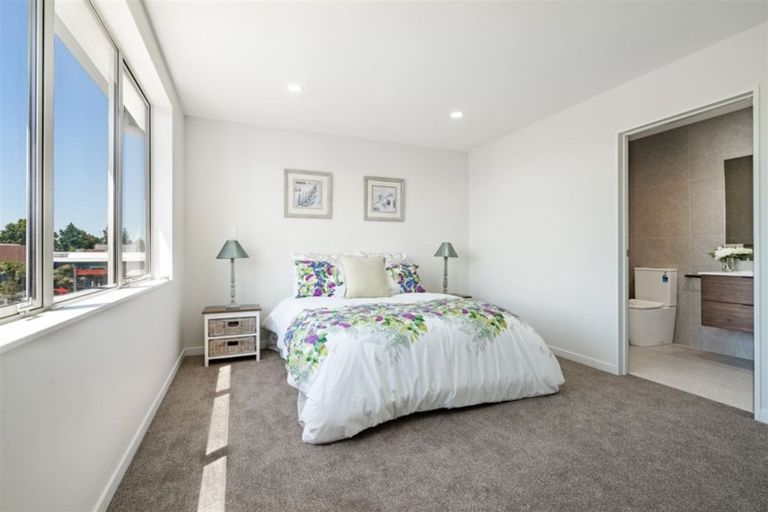 Photo of property in 9 Nephrite Lane, Henderson, Auckland, 0610