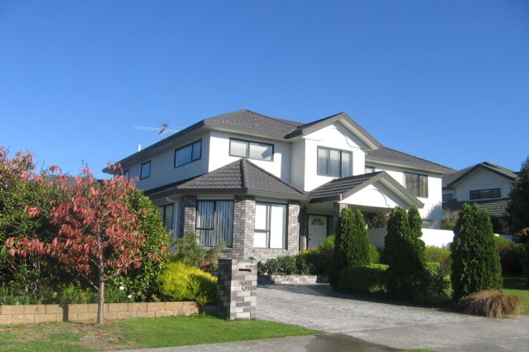 Photo of property in 8 Voyager Way, Whitby, Porirua, 5024