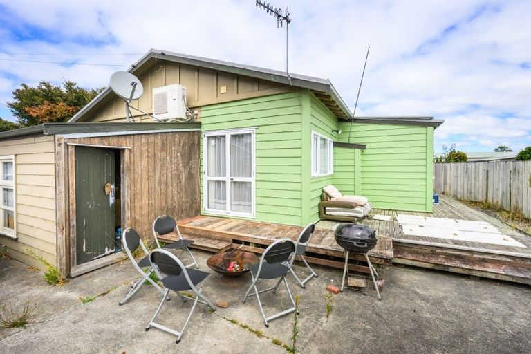 Photo of property in 18 Fairs Road, Milson, Palmerston North, 4414