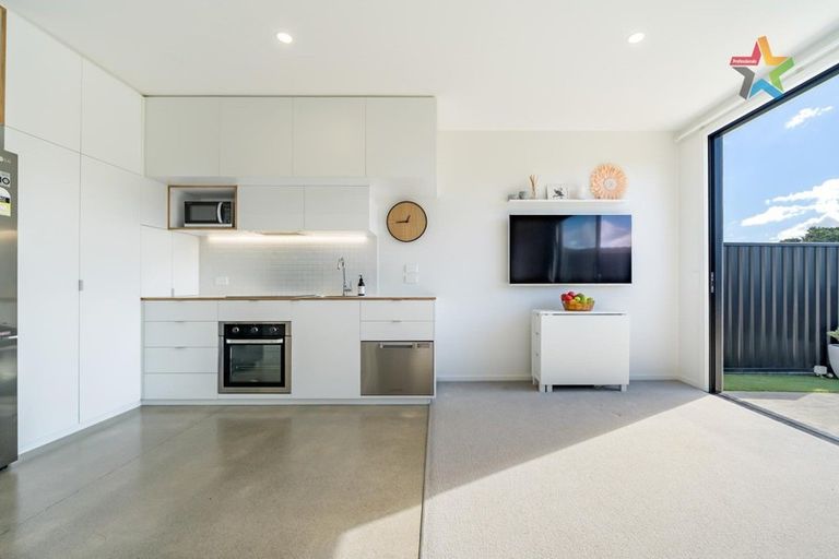 Photo of property in 25 Te Ara O Paetutu, Petone, Lower Hutt, 5012