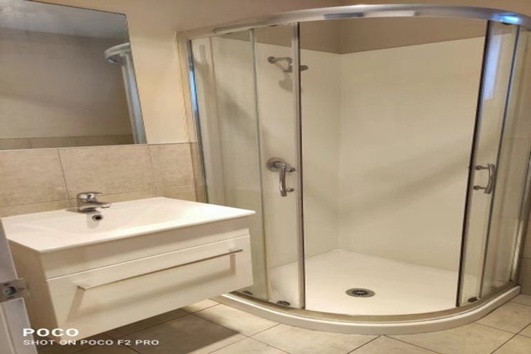 Photo of property in 98 Rattray Street, Riccarton, Christchurch, 8041