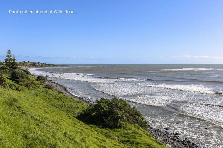 Photo of property in 18 Roka Street, Bell Block, New Plymouth, 4312