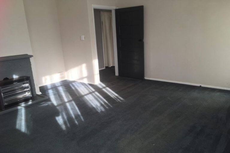 Photo of property in 2 Waihi Road, Hawera, 4610