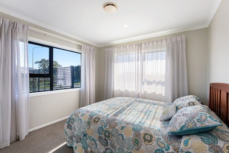 Photo of property in 7 Pohatu Lane, Otaki, 5512