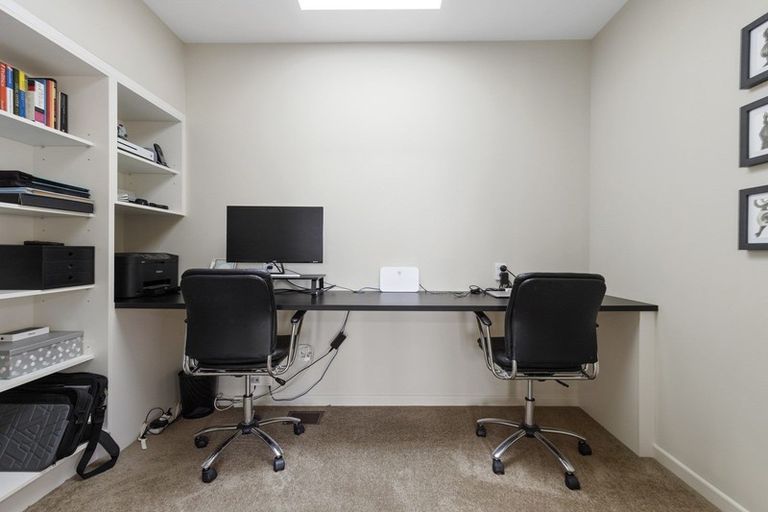 Photo of property in 94 Braid Road, St Andrews, Hamilton, 3200